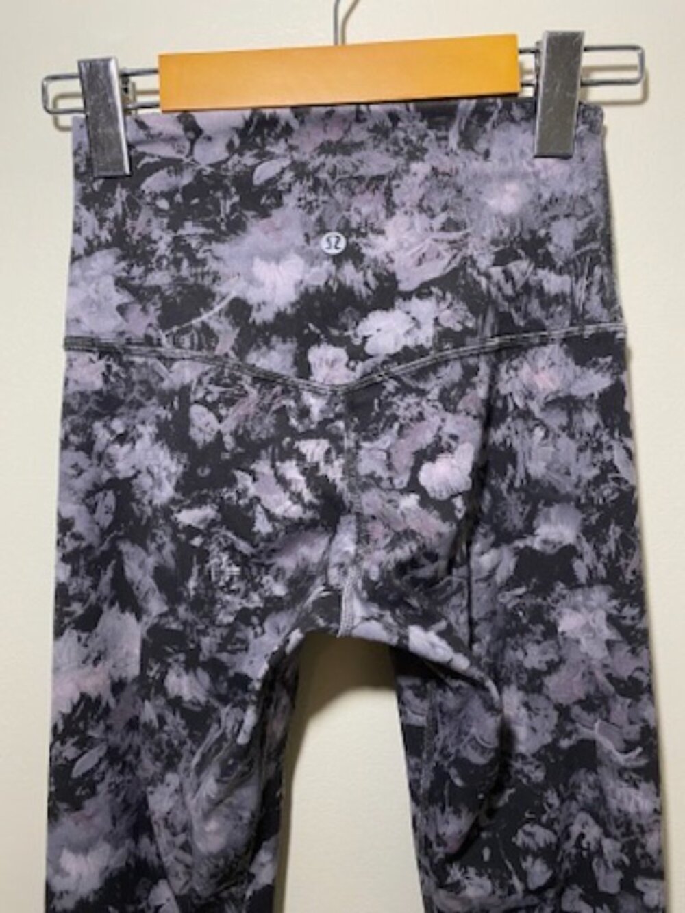 Lululemon Align High Rise Leggings - Picture 3 of 4